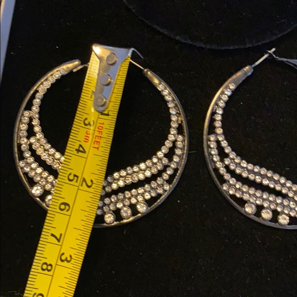 🚨SALE 🚨 5 items for only $25!! - Picture 4 of 4